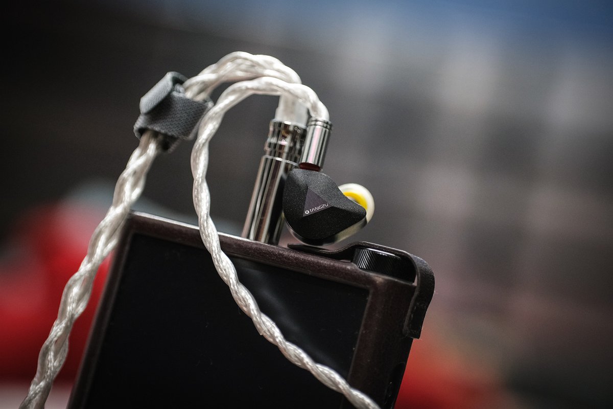 Gizaudio1's tweet photo. Tangzu FuDu Verse 1+ QoA Whiskey Cable+ FiiO M15S Audio Player!!

A Purely Heavenly Experience!!

@TangZu_Official @FIIO_official #QueenOfAudio #QoA #Whiskey #Audiophile #Music https://t.co/joHrAFMn22
