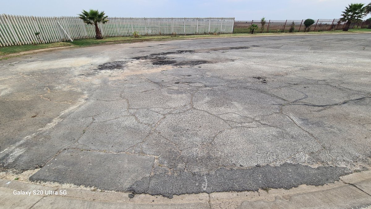 hsmsteve's tweet photo. I wish they could lead by example and repair the badly damaged tar outside my house that I have been reporting for the past 2.5 years. Mxm https://t.co/skp2JPLFFP
