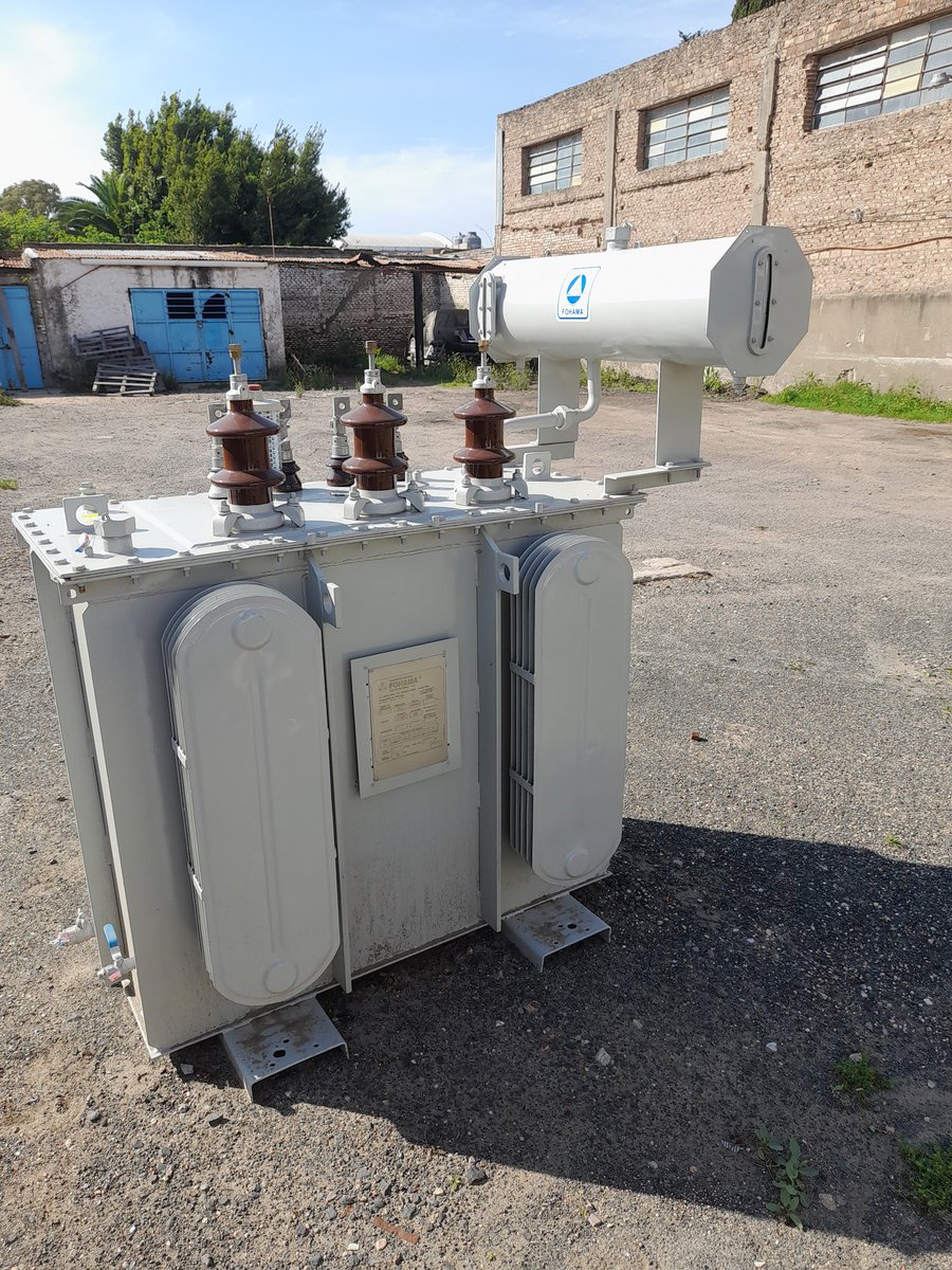 de_wheelwright's tweet photo. PROGRAMA MI PRIMER TERRENO
Se ha adquirido ya el cableado, el transformador y hoy llegaron  las columnas de hormigón para la instalación eléctrica en el Loteo realizado, una inversión millonaria. Cuando los fondos se administran honestamente, las obras se ejecutan. https://t.co/rKR4DhsNPB