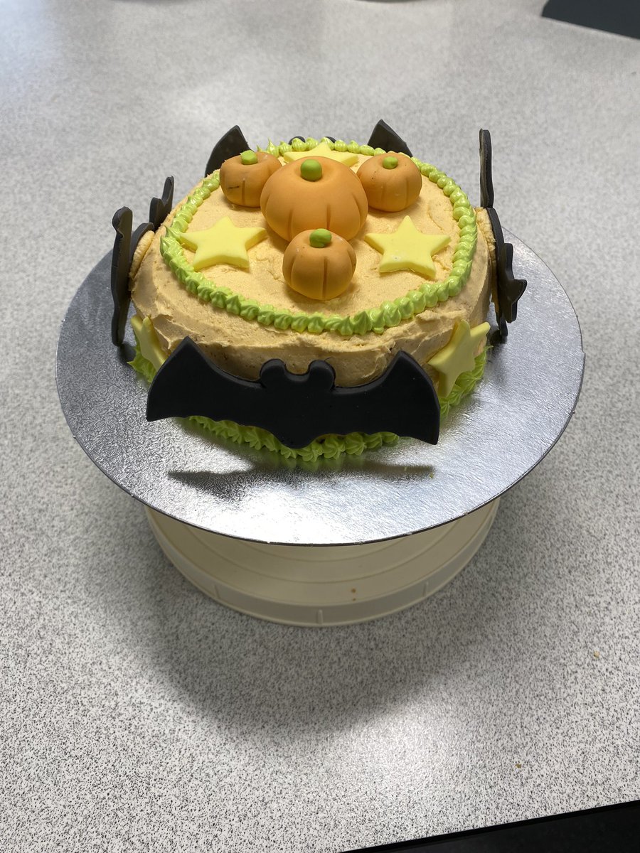 MissAndersonHE tweet media