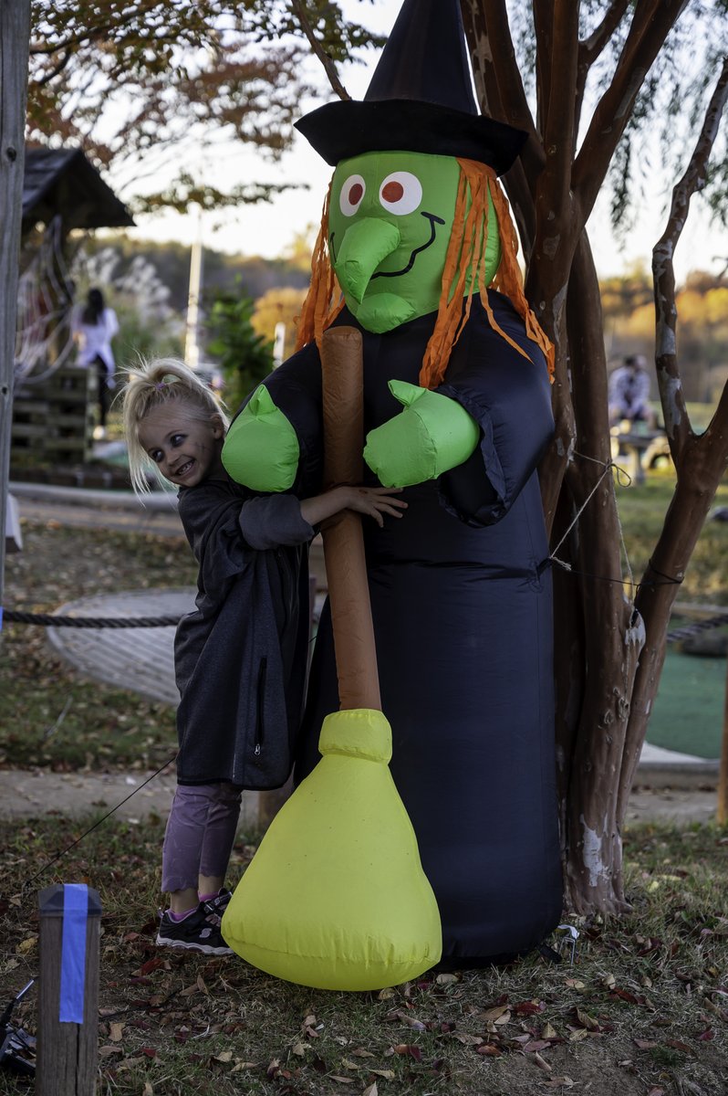 Looking for #Halloween events near you?
Check out the Park Authority Events Calendar web page and sign up online!

FCPA Events Calendar: bit.ly/34HsKnN