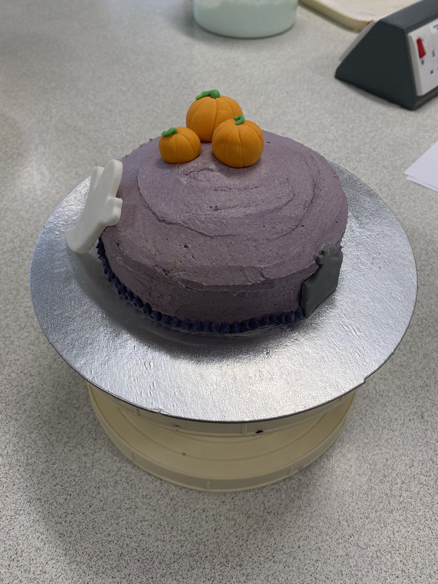 MissAndersonHE tweet media