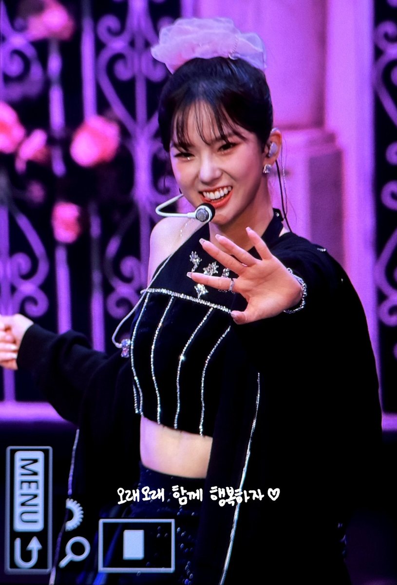 cthemomentsss's tweet photo. 20231027 최유진 프리뷰💕
오늘 많이 고생했고 내일 도 화이팅❤️
@official_kep1er 
#최유진 #유진 #ユジン #CHOI_YUJIN #Yujin #Kep1er #케플러 #ケプラー https://t.co/8CZhLz5YBO