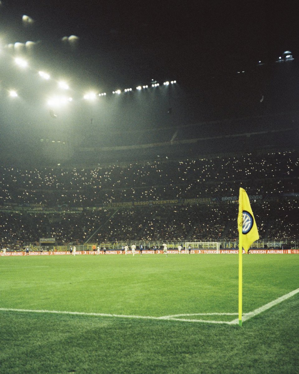 RedBullSalzburg's tweet photo. San Siro on film 🎞️ 

#INTSAL #UCL https://t.co/0Xnu37HJ2y