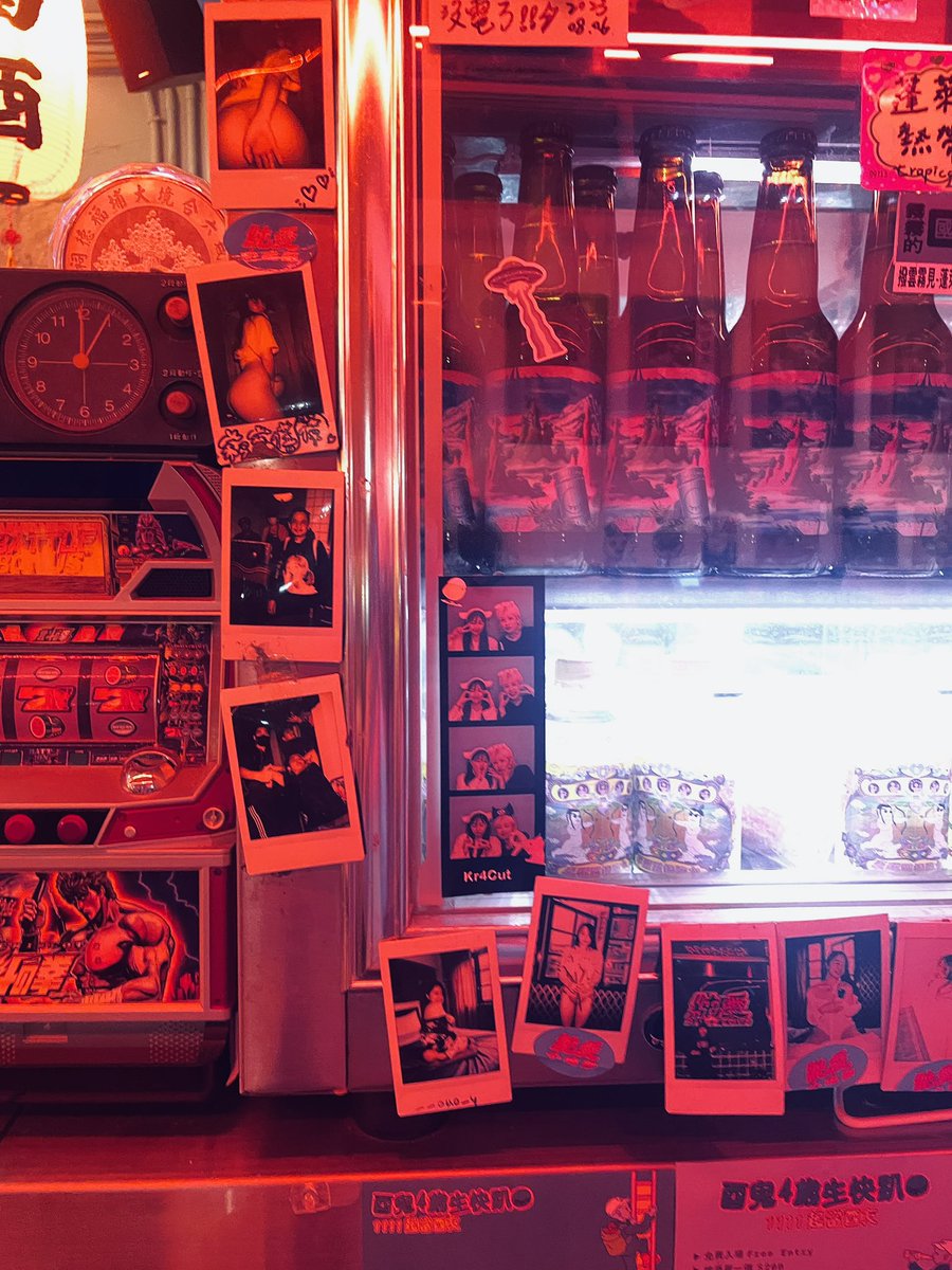 這個酒館很適合辦萬聖節🎃派對🎉！
#Halloween 
#1989TaylorsVersion 
#萬聖節 https://t.co/sRAk2AzF3O