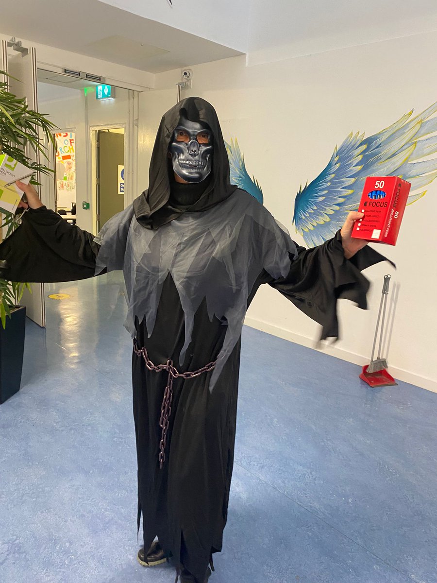 KinsaleComSch's tweet photo. 🎃👻 Getting into the Halloween spirit with a purpose! KCS spooktacular fancy dress charity walk supporting great causes. Scaring up some fun and funds for @marymountcork @IrishCancerSoc @DownSyndromeIRL #KYSS #CharityEvent #CommunitySpirit" https://t.co/aCJtIVKE8M