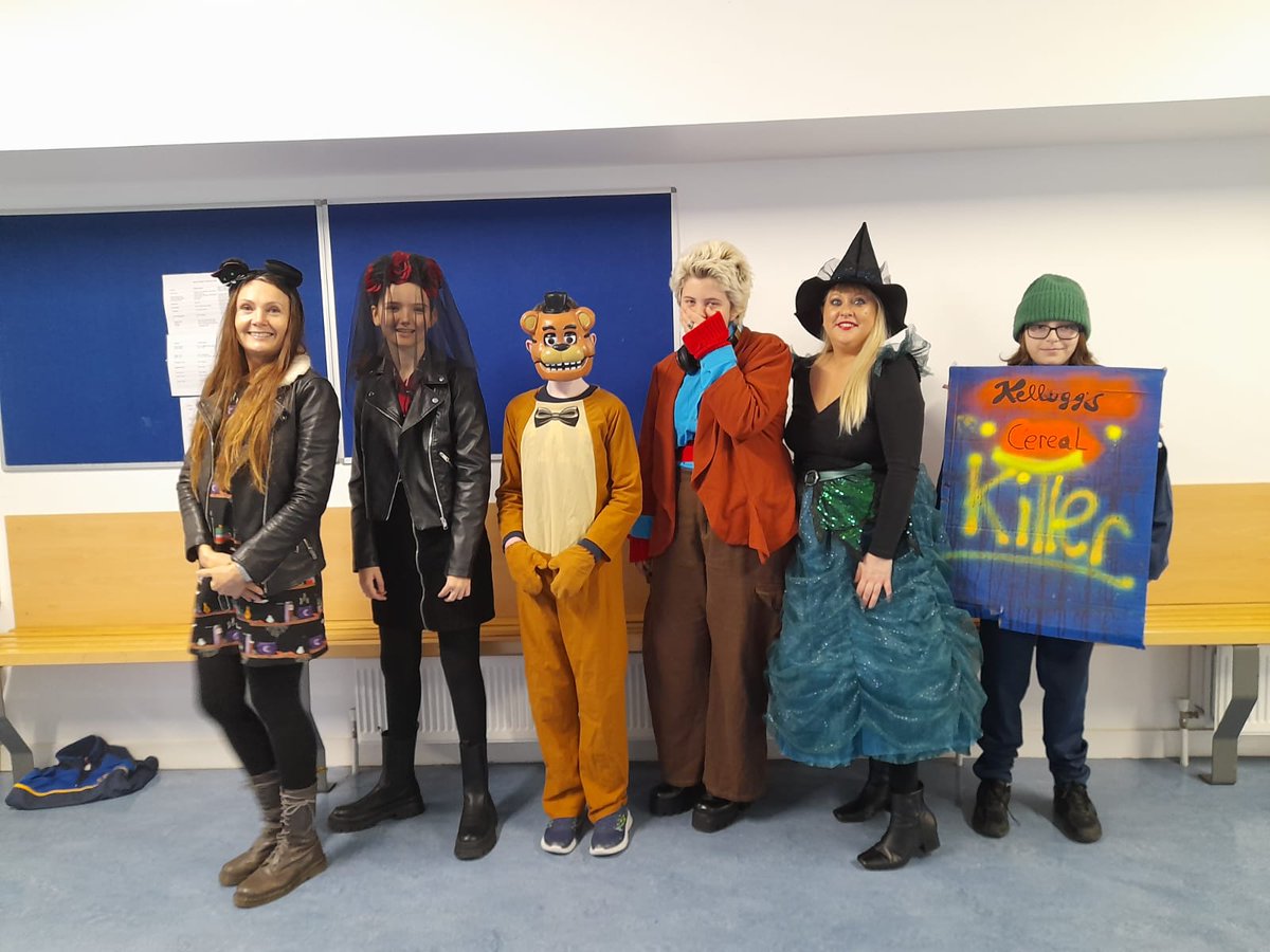 KinsaleComSch's tweet photo. 🎃👻 Getting into the Halloween spirit with a purpose! KCS spooktacular fancy dress charity walk supporting great causes. Scaring up some fun and funds for @marymountcork @IrishCancerSoc @DownSyndromeIRL #KYSS #CharityEvent #CommunitySpirit" https://t.co/aCJtIVKE8M