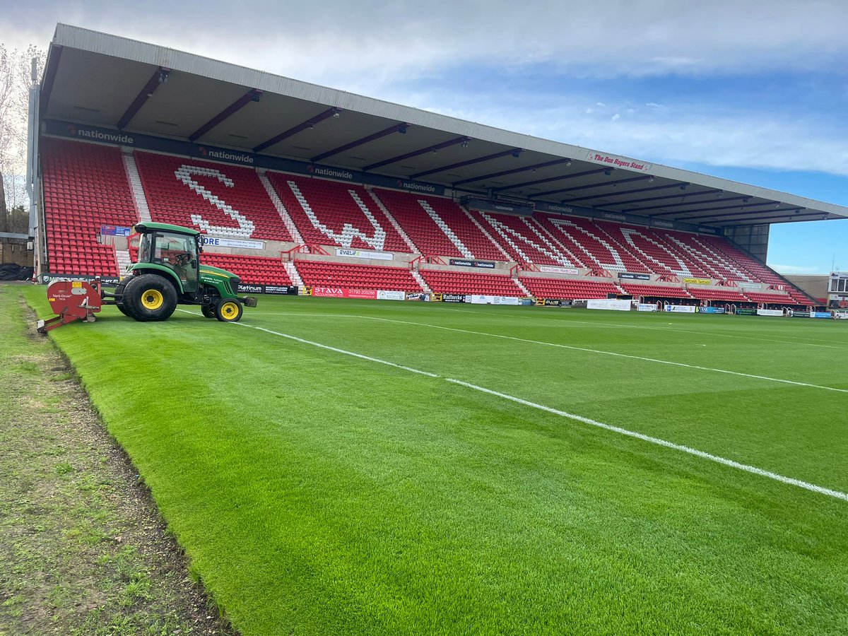 EcosolTurfcare's tweet photo. Great to be back this morning @Official_STFC with our verti-drain 7416. This machine is essential for aeration and de-compaction for any playing surface. #vertidrain #footballpitch #aeration #decompaction #maintenancework #SwindonTown #swindontownfc https://t.co/0hBCx8PmPn