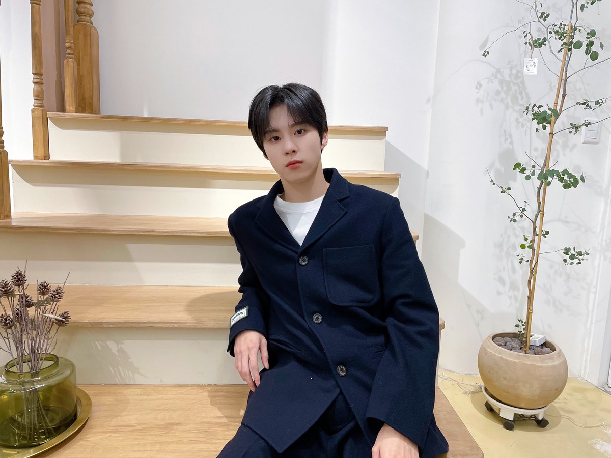 김우석(KIM WOO SEOK) tweet media