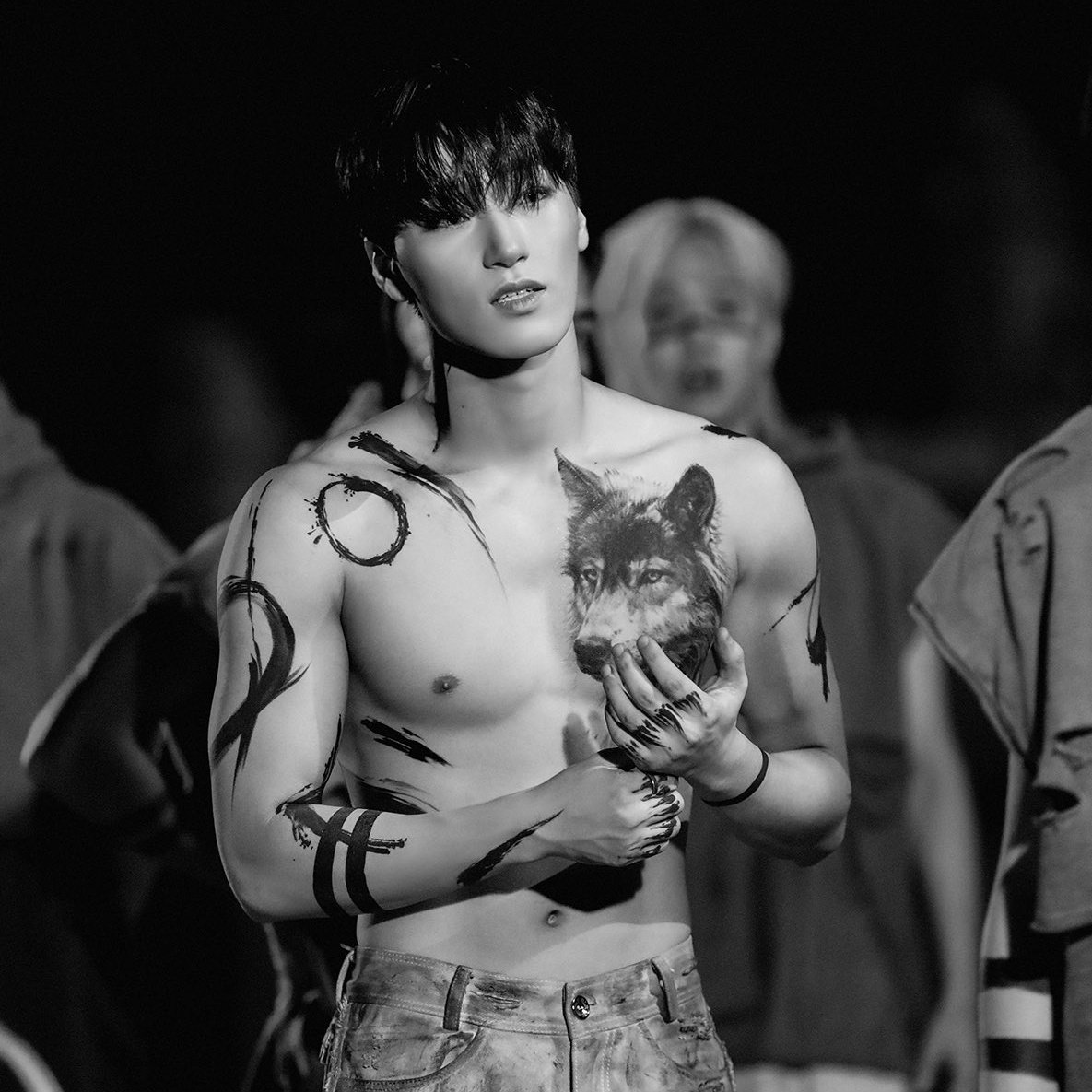 xz_h304's tweet image. 이소년은 2년후 늑대소년이 됌..🫢
