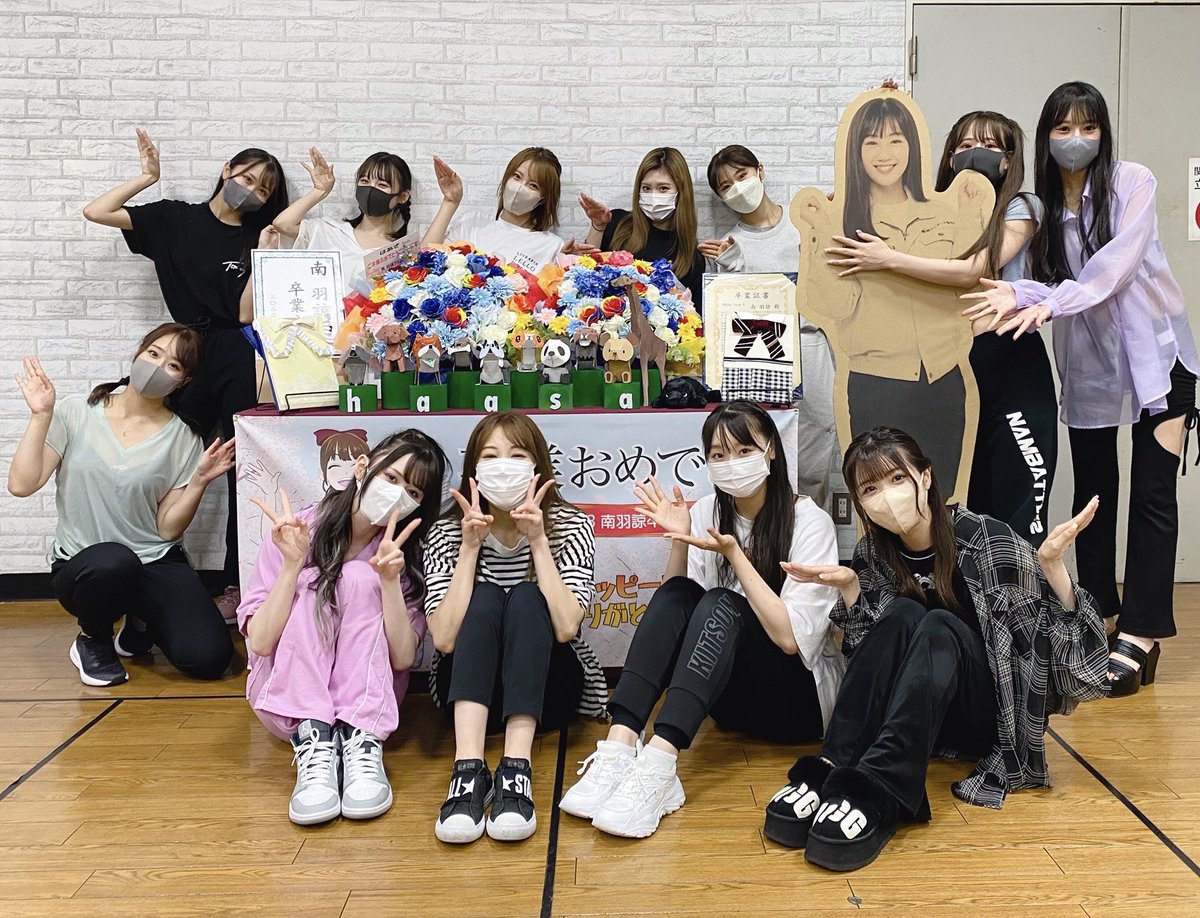 riko_nmb's tweet photo. #夢中雷舞公演 お疲れ様でした！⚡️✨ https://t.co/UciWMlUSHz