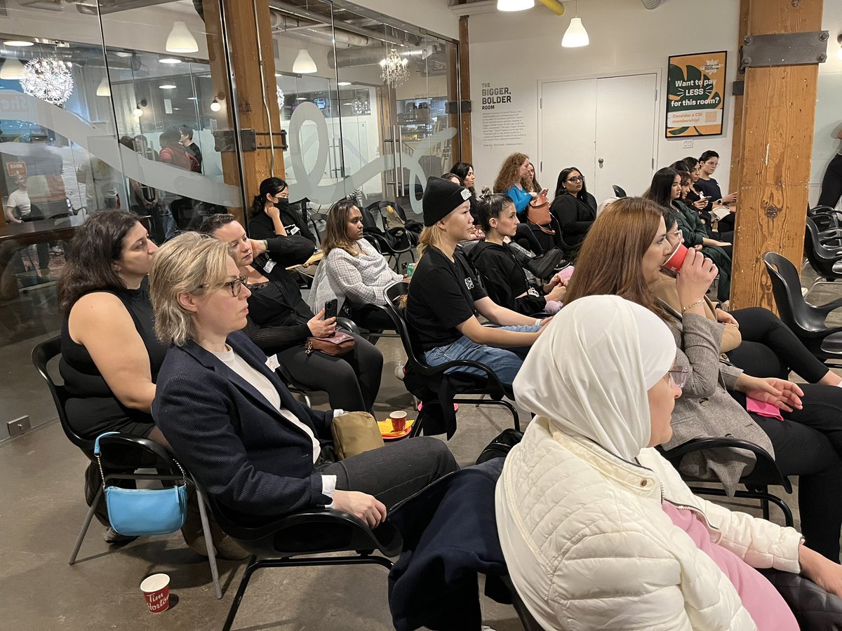 SheFighter tweet media