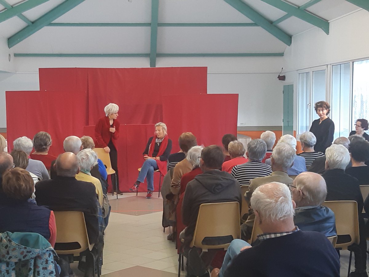 C'est aujourd'hui à <a href="/Saint/">SAINT</a>-Germain-la-ville (51)
" Sommeil et seniors: une histoire à dormir debout"
Merci à @Departement de la Marne , @MSA085155 , @Entrées de Jeu et au Dr Eric Kariger (Gériatre). 
50 personnes ont répondu presentes à l'invitation. Un grand MERCI 👏