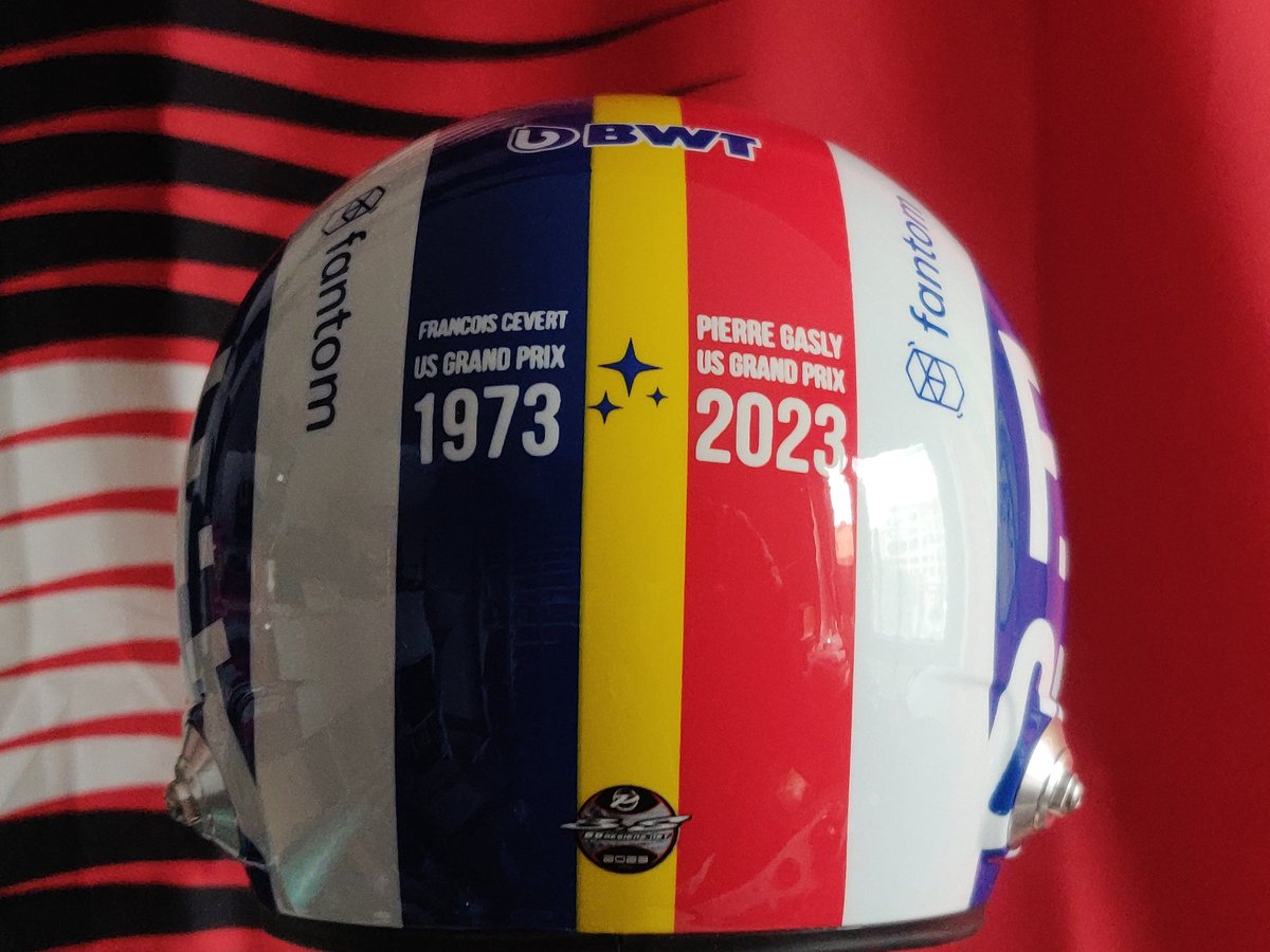 FerrariFM's tweet image. J'ai craqué 😅😅Il est magnifique 😍😍
Merci à @PierreGASLY et l'équipe
Et félicitations à BS Designs 👏
 #Helmet #Casque #AlpineF1 #MexicoGP #USGp #F1