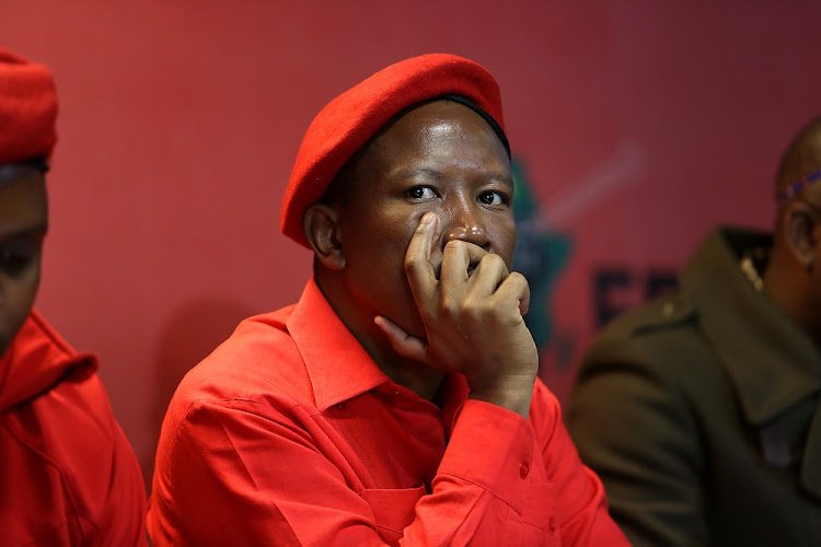 Ba ile Paris mahodu and no one questions who paid for the trip. Nkabe ele EFF leaders nkabe re botšwa ka poverty, unemployment, loadshedding, their income,gucci, families, children, chickens, goats and so on and so forth. Di headline nkabe ele bona fela by now.

We see you👀