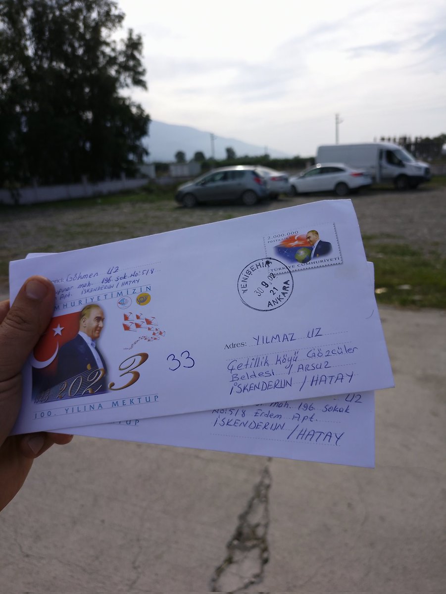 21 yıl önce yazdığım mektupların alıcısı kalmadığı için gidip geri aldım, ama açıp okumayı hiç düşünmüyorum