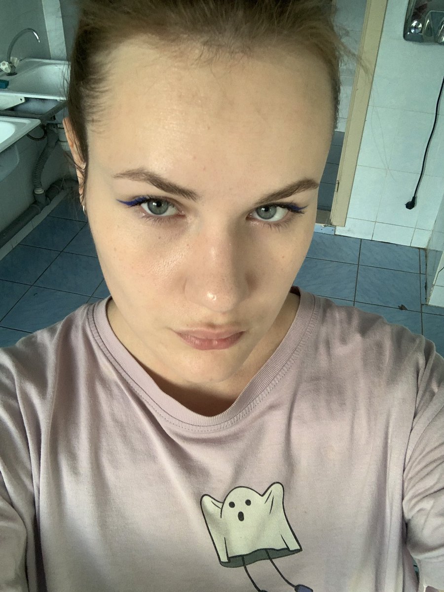 getdown451's tweet photo. мама вернулась https://t.co/6SyZv28WZQ