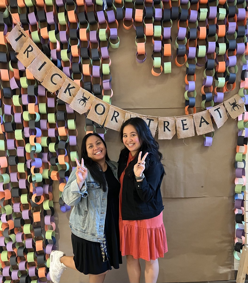 turontobae's tweet image. Saying cheese w/my dress twin @_MB_Joaquin!! ☺️ Just finished getting the backdrop ready for tonight’s Halloween dance! 💀👻🎃 @StNicholasCSPC