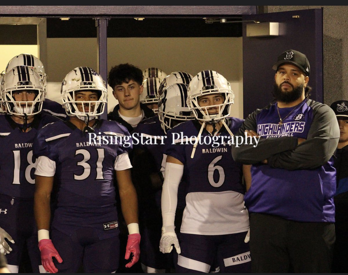 BW_CoachDane's tweet photo. Gameday! Last one, let’s make it count! #BeatMoon #WinTheDay https://t.co/sHWqGHSu5p