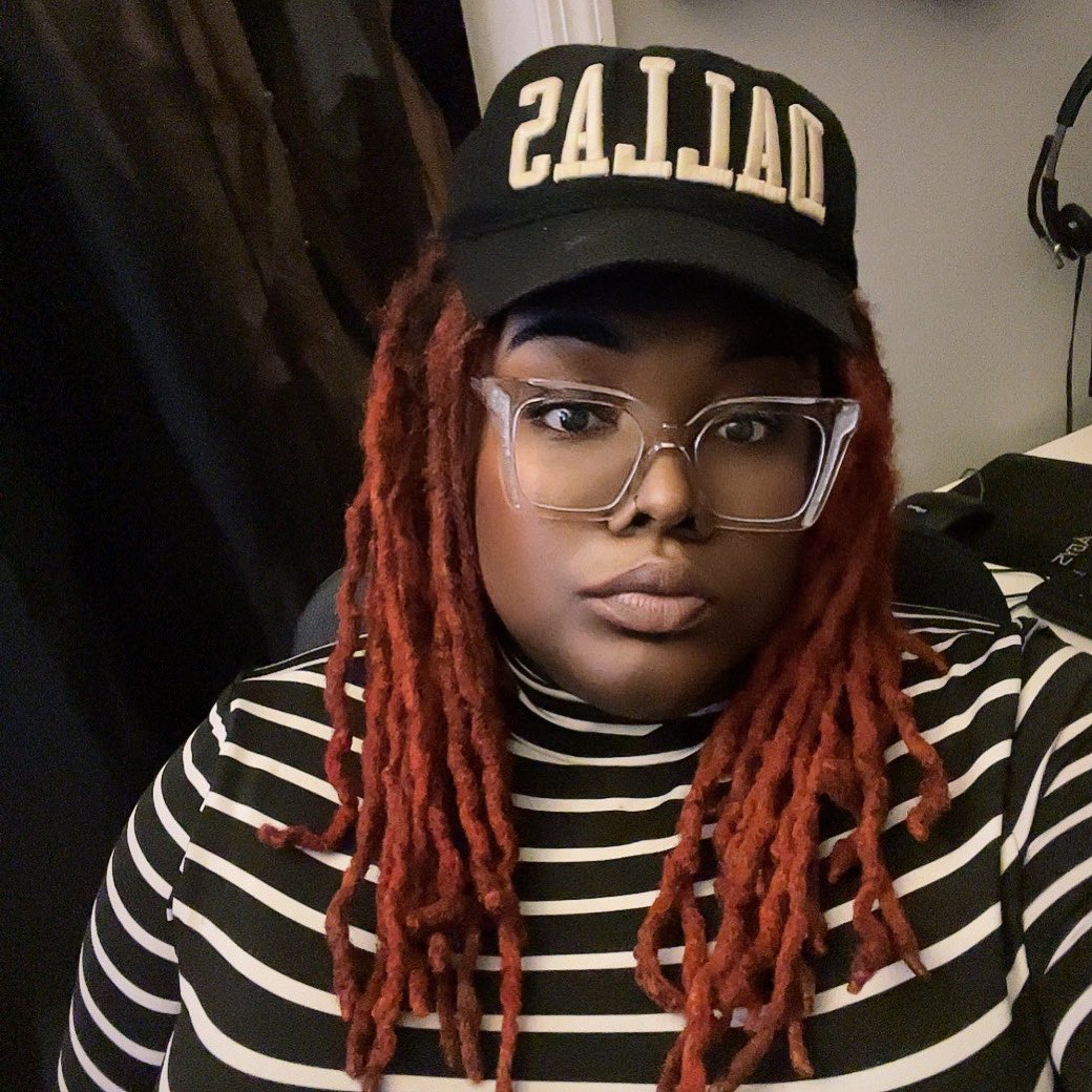 lalatakeslife's tweet image. Dallas born and bred, my man said he likes a redhead. ☺️
#locs #loclife