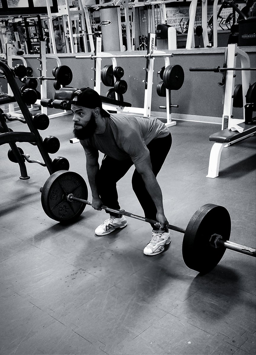 bdfCoachSean's tweet photo. Good morning! Let us take this new day as another opportunity to grow, learn, build, and enjoy what we have. Lead with gratitude while you chase your vision #TheBigDogWay #ItReallyWorks
#FridayVibes #FridayMotivation #healthylifestyle #MentalWellness https://t.co/hAcjuvpQWn