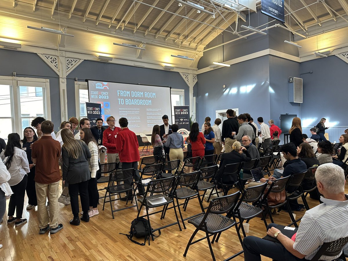 LakotaWestINC's tweet photo. Our Accelerators are ACCELING🚀

The Accelerator students had an amazing time at @StartupCincy yesterday. https://t.co/ChLUzDRASE