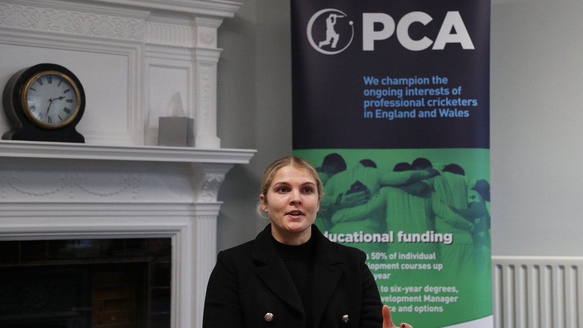 There are just 2⃣ days left for members to enter the #PCAFuturesAwards ⌛️

Not only is it an opportunity to celebrate what you've achieved off the pitch, it's also a chance to try out different skills that could be useful in life after cricket 🗣️

Apply 👉 bit.ly/FuturesAwards