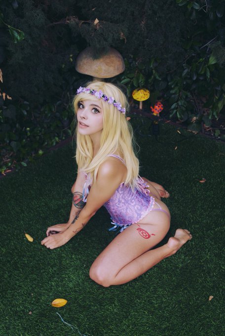 Damn okay https://t.co/dDsjQsKtWW