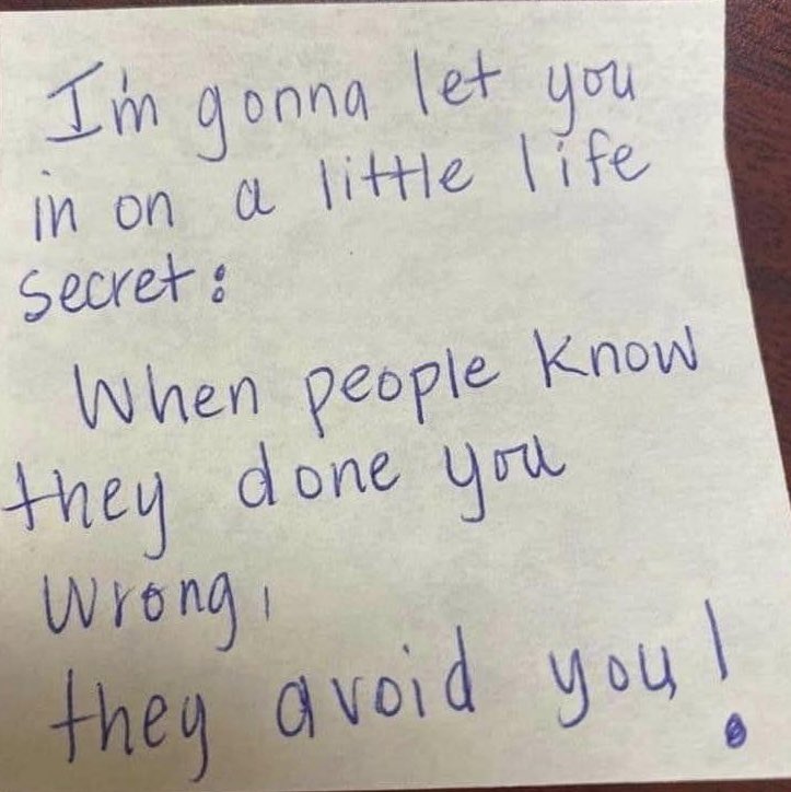 thelare (@lifefullthrotl) on Twitter photo 