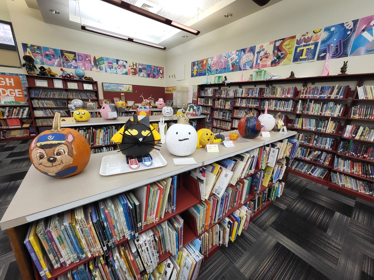 High Bridge Elementary School students making Literature Pumpkins for Halloween!