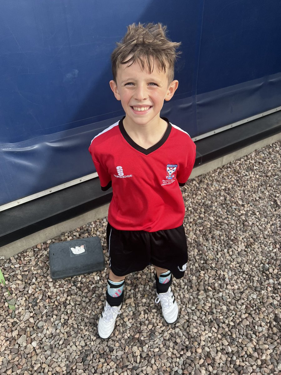 TashaWoolly's tweet photo. After his first game for @YorkCityFC against West Brom the boyo is scrubbing his boots ready for his 2nd game tomorrow against Peterborough United 💙 you got this ols ⚽️ https://t.co/UBRrutCrt4