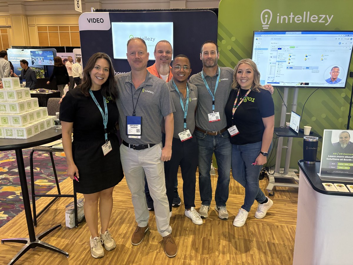 Intellezy tweet media