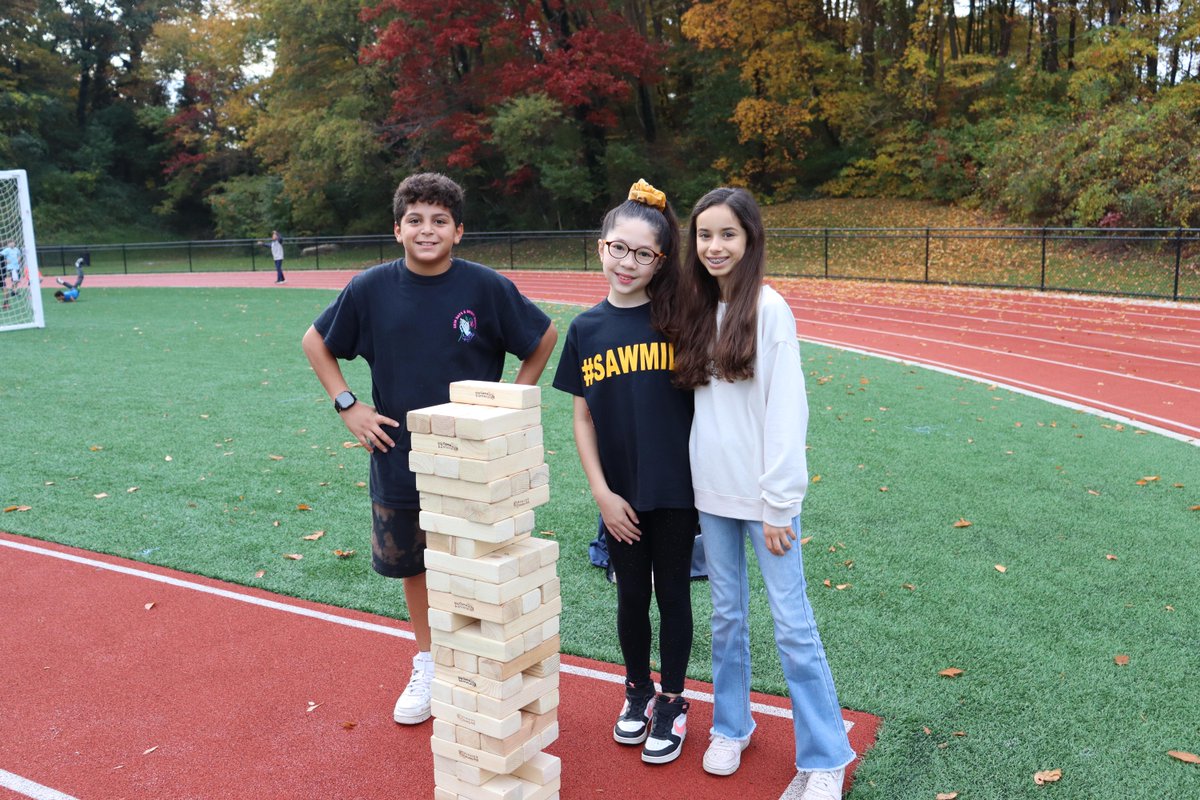 CommackSchools's tweet photo. CMS Students enjoyed a day of teambuilding activities both indoor and outdoor through the PBIS program. These events are designed to connect students with each other and the community. #CommackSchools #PBIS #Teambuilding #CommackMiddleSchool https://t.co/yEmqbr8QXr