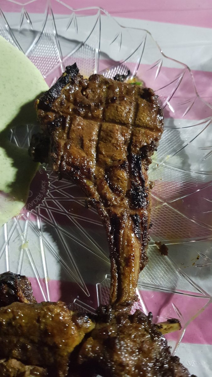 haidubaba's tweet photo. لیں جی صورتحال کچھ یوں اب 🍖 https://t.co/G7VXf6rSKk