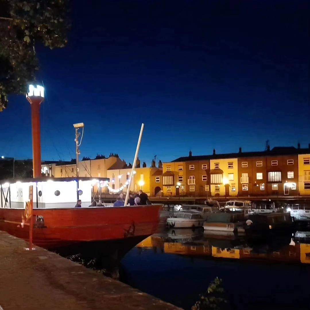 Satellite of Love tweet media