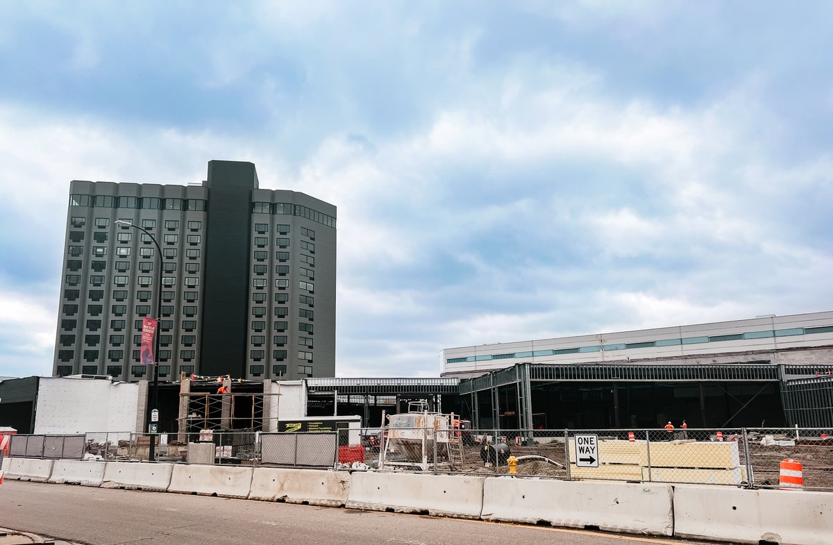 Wrapping up the last October Friday by capturing just some of the growth that continues to happen in Battle Creek!
-A sunrise at Duncan Aviation
- Sprout BC and Restore 269's Uproot Market &amp; Eatery 
-The future green space at the future Doubletree Hotel in the heart of downtown