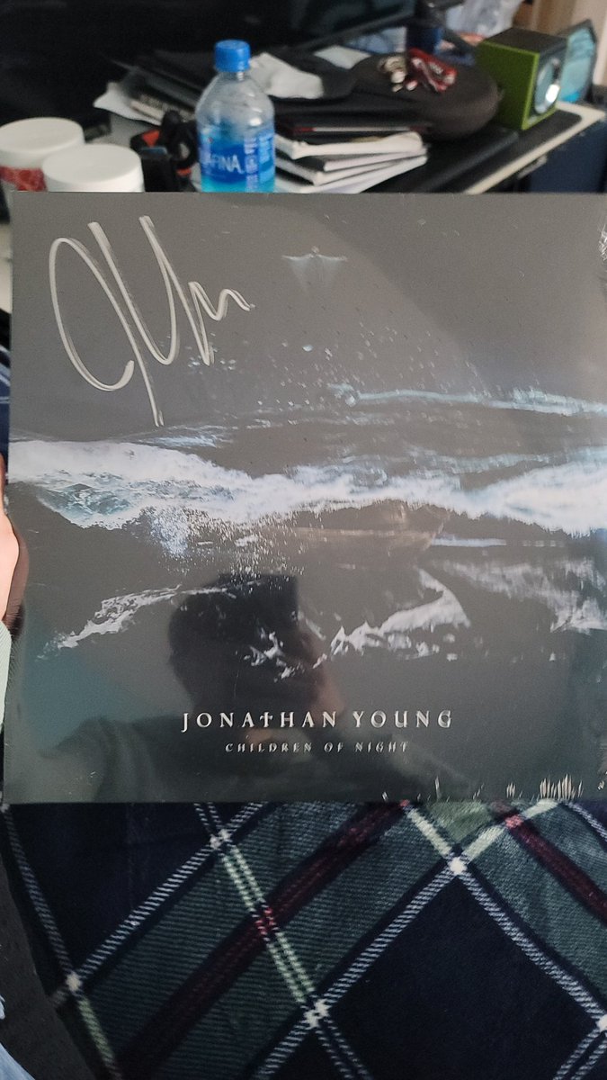 EStuff20's tweet image. Just got home from college and got this beauty waiting for me. @JonathanYMusic