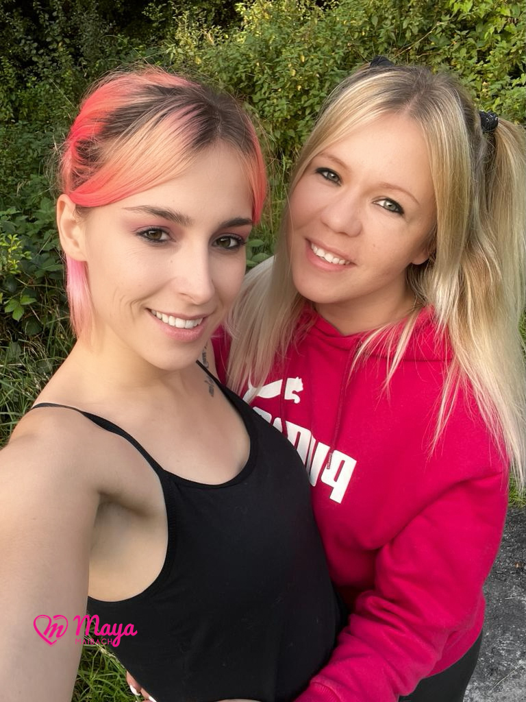 Gute Freunde und so 🙂 hihi ❤️ https://t.co/Iz9Q7vkcOy