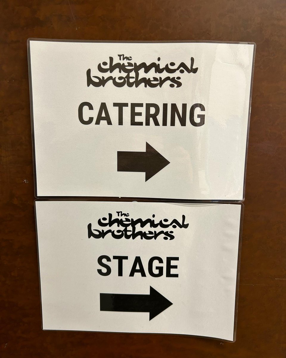 ChemBros's tweet photo. Great to be back in #manchester the city that made us.  get in early doors for local legend @absolutebegin. #mvita #provideo #chemicalbrotherslive #FTBF https://t.co/NfRWSIGqo9