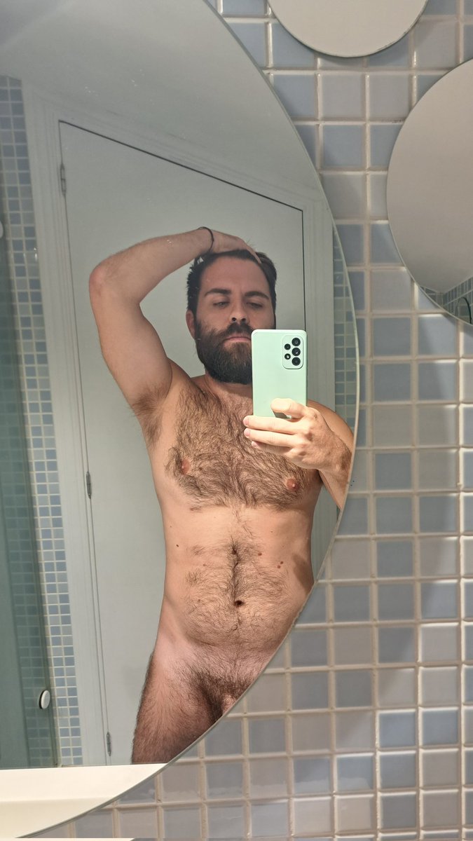 Pinniahman's tweet photo. Mirror mirror https://t.co/d6pegr9ZU6