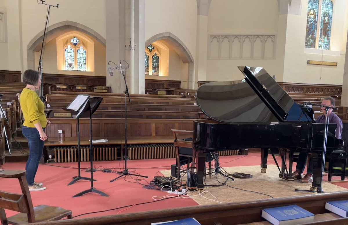 Almost 4 years later, and @BristolChoral has embarked on its 2nd recording with <a href="/delphianrecords/">DELPHIAN</a> , feat. works by #judithweir #elizabethposton #vaughanwilliams <a href="/G_E_Mason/">Grace-Evangeline Mason</a> #gustavholst <a href="/BrittenOfficial/">The Britten Pears Archive</a> and more ! First up, we recorded solo material with <a href="/StevenKingsUK/">Steven Kings</a> <a href="/Mobbsca/">Charlotte Mobbs 💙</a> !