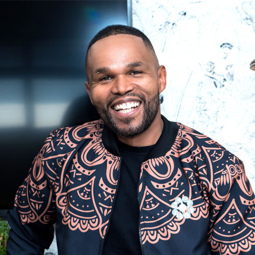 SAfmRadio's tweet photo. [ON AIR] #SACraft

Chepa Streetwear, a Pretoria township slang word   meaning stylish or well dressed. We speak to the owner of this brand, Dumisani Mahlangu - Founder and Managing Director of Chepa Streetwear.

#SAfmTheChillZone with @BerthaCharuma1 https://t.co/sBgULVboCY