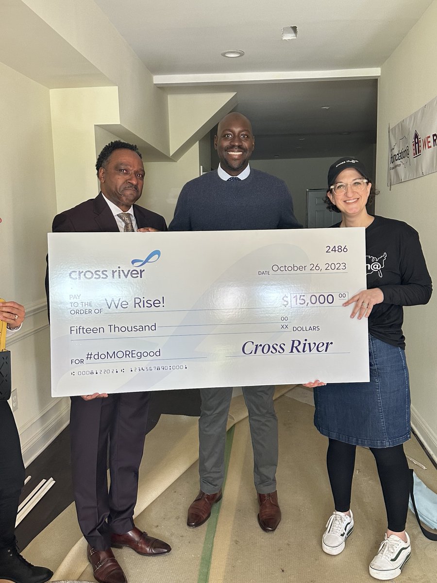 crossriverbank's tweet photo. We are proud to partner with We Rise to make a positive change in the lives of at-risk youth in Baltimore. Our contribution will support their financial literacy program, helping youth and families build generational wealth & achieve homeownership. #ImpactfulPhilanthropy #doMOREgood
@MiriamLWallach  @JNGarba