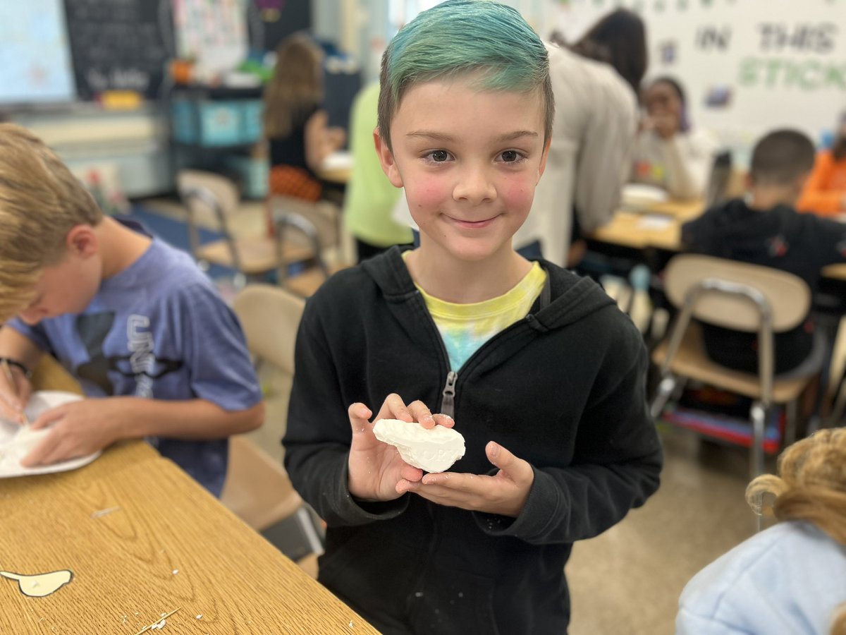 Mrs. Devlin (@mrsdevlin_) on Twitter photo Check us out! Today we celebrated the end of our reading unit by whittling just like the main character, Rob, in The Tiger Rising. 🐯🧼 <a href="/MTPSFairview/">Fairview Elementary</a> <a href="/MTPSpride/">Middletown Township Public Schools</a> Check us out! Today we celebrated the end of our reading unit by whittling just like the main character, Rob, in The Tiger Rising. 🐯🧼 <a href="/MTPSFairview/">Fairview Elementary</a> <a href="/MTPSpride/">Middletown Township Public Schools</a>