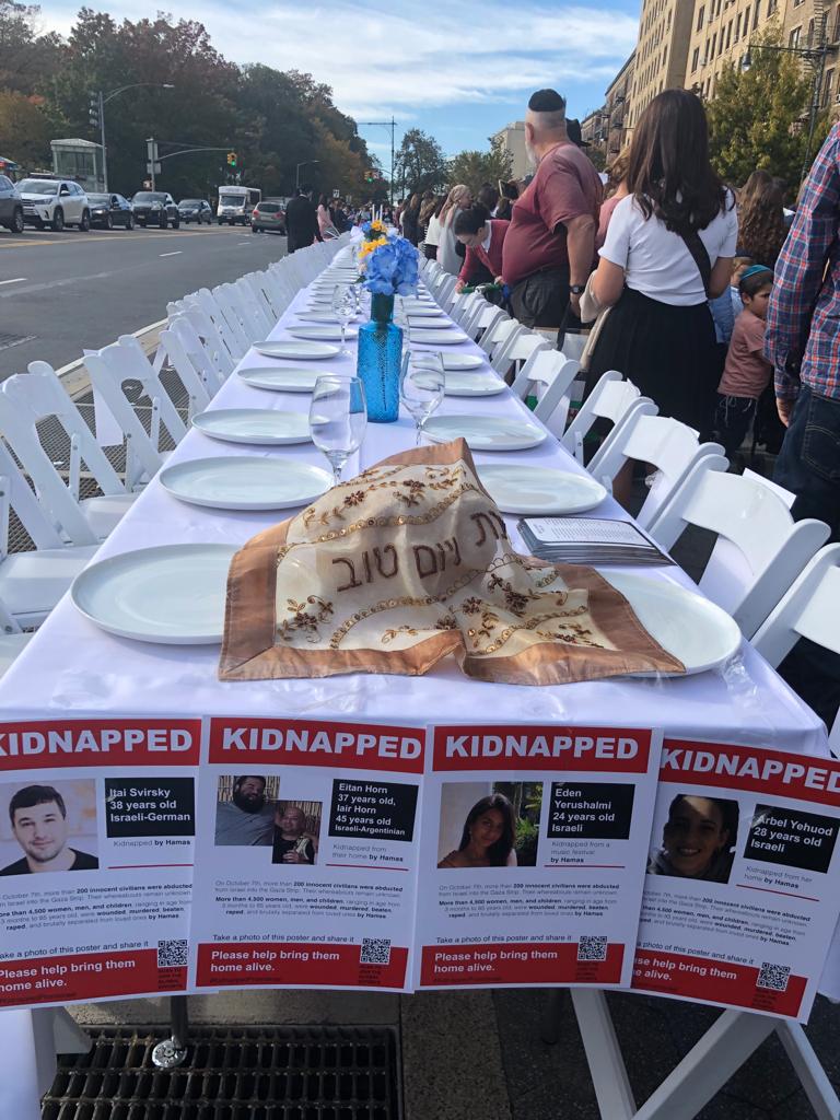 Crown heights right now ... May every empty seat be filled!!