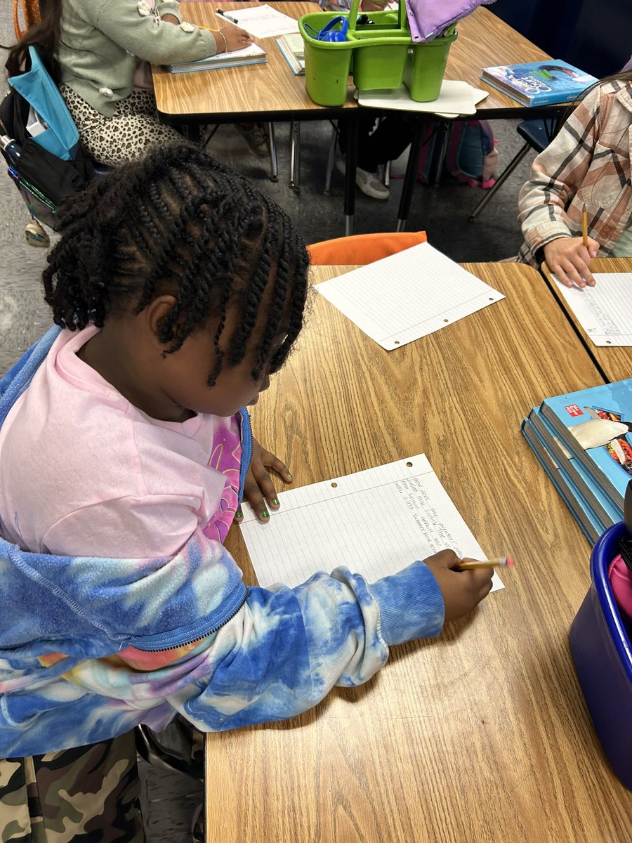 Rachel Graves tweet media