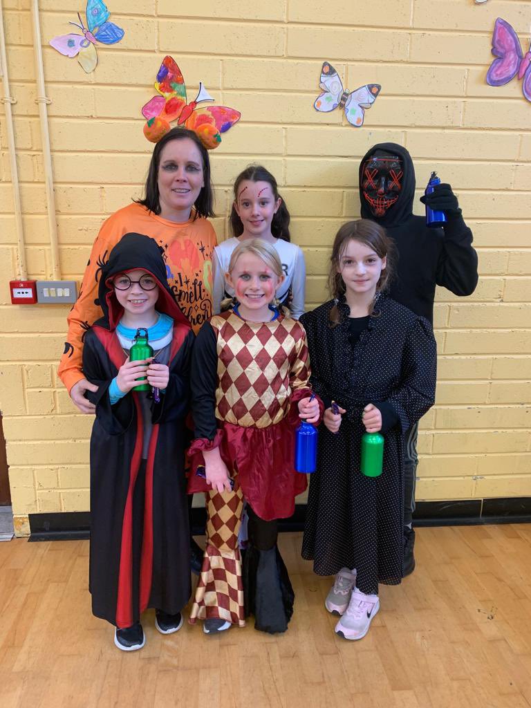 MeelickN's tweet photo. Congratulations to our winning teams today in our annual Halloween table quiz. We hope you all have a lovely mid term break and a safe Halloween. 🎃👻🎃👻🎃👻 https://t.co/mP9PAP3tZ9