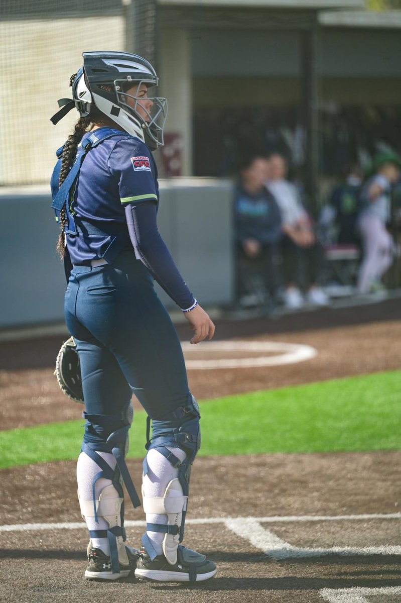 Aziarain's tweet photo. Some fall ball flicks📸 https://t.co/gtRwKqC4Bm