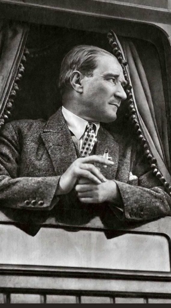 "Ah Selanik, seni bir daha Türk olarak görecek miyim?"