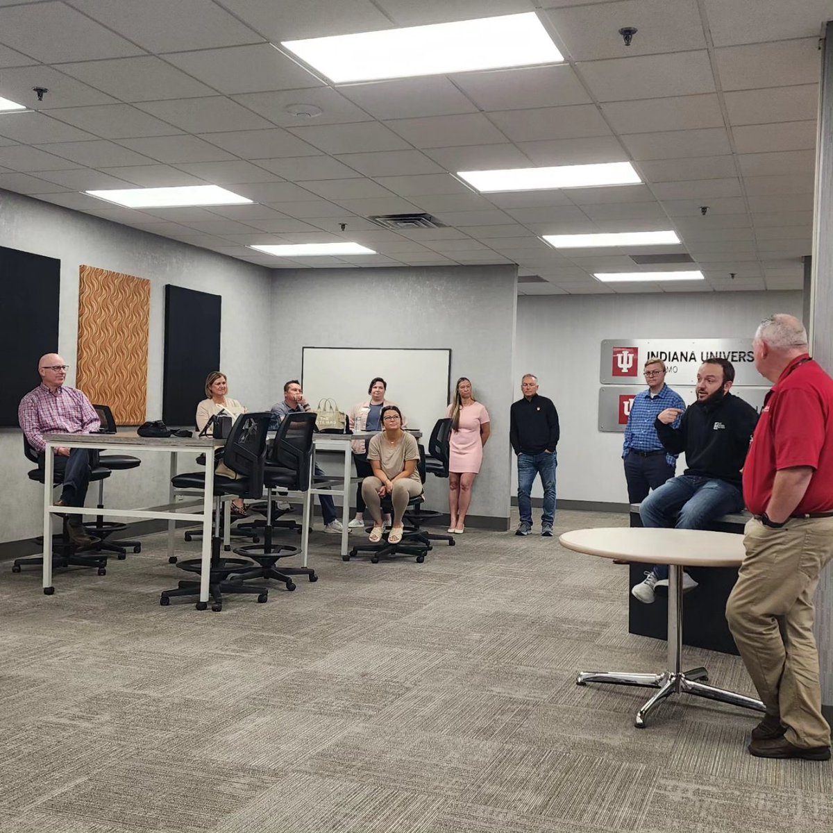 Today, we had the opportunity to connect with our mentors. Each year, we match a participant with a seasoned business professional, giving them the chance to seek advice, collaborate on ideas, and expand their network.